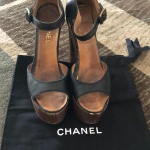 Chanel platforms